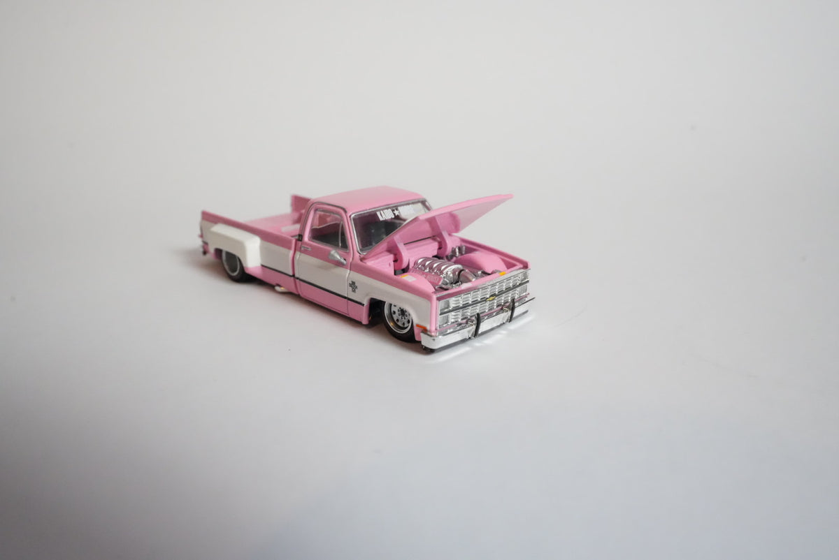Kaido House #243 Chevrolet Silverado Dually – Vintage Spec V2 Pink – 1:64