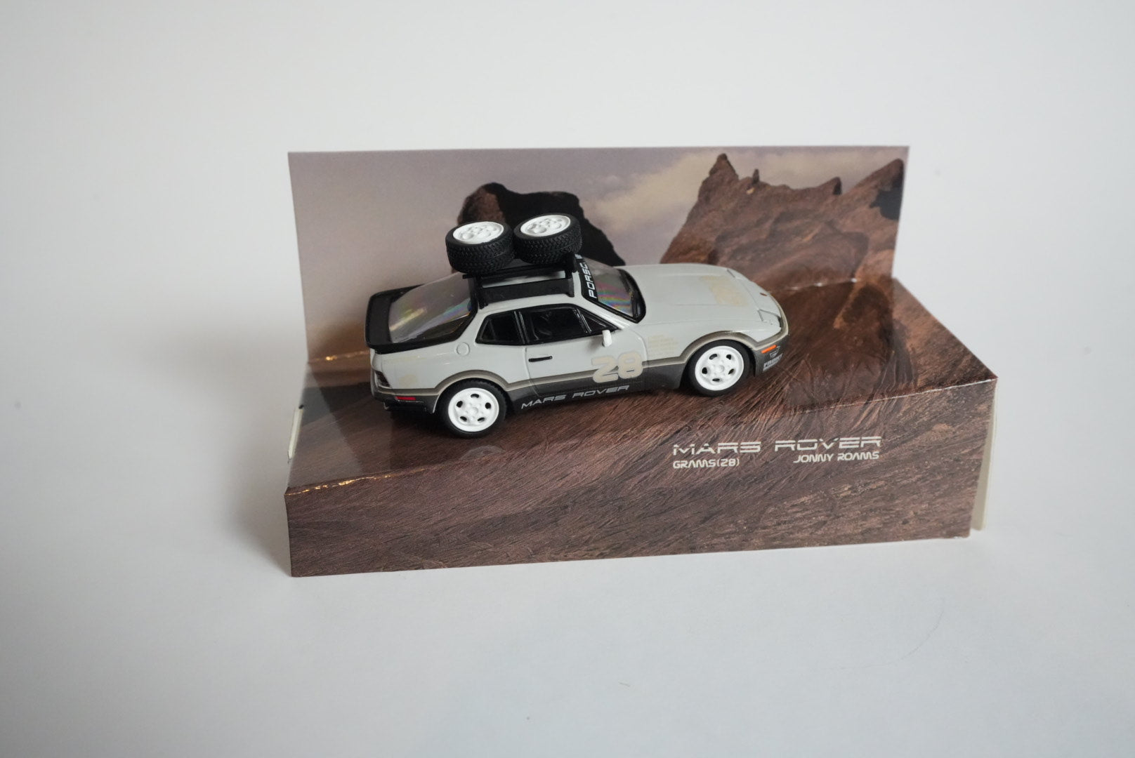 Tarmac Works Mars Rover 944 × GRAMS28 – Europe Limited 400 pcs – 1:64