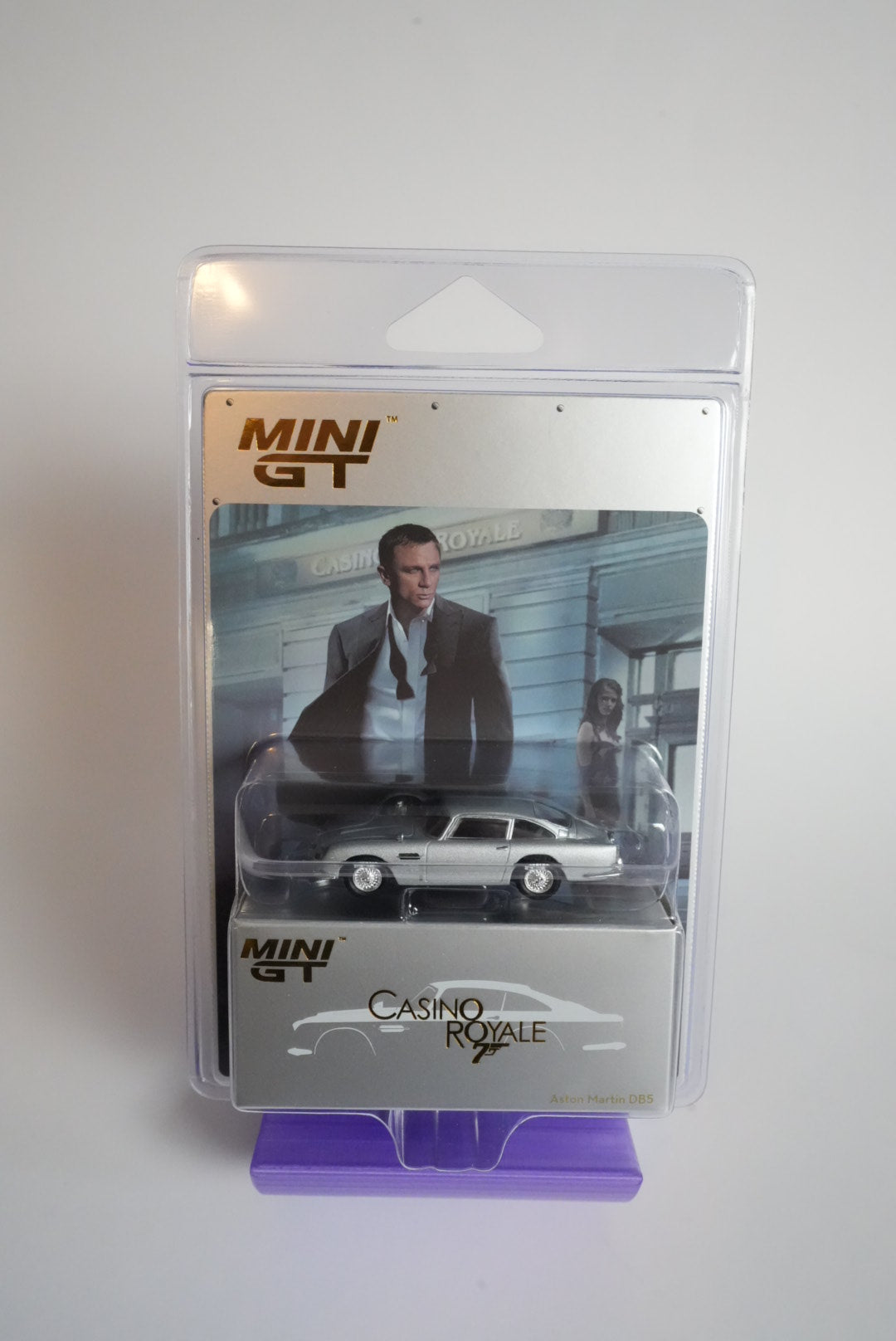 MINI GT James Bond Casino Royale Aston Martin DBS – Silber – 1:64