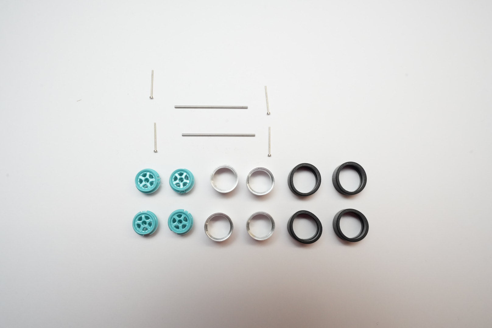 Monoblock Advanced Alloy Wheels – 5-Spoke Tiffany Blue – 10 mm – 1:64