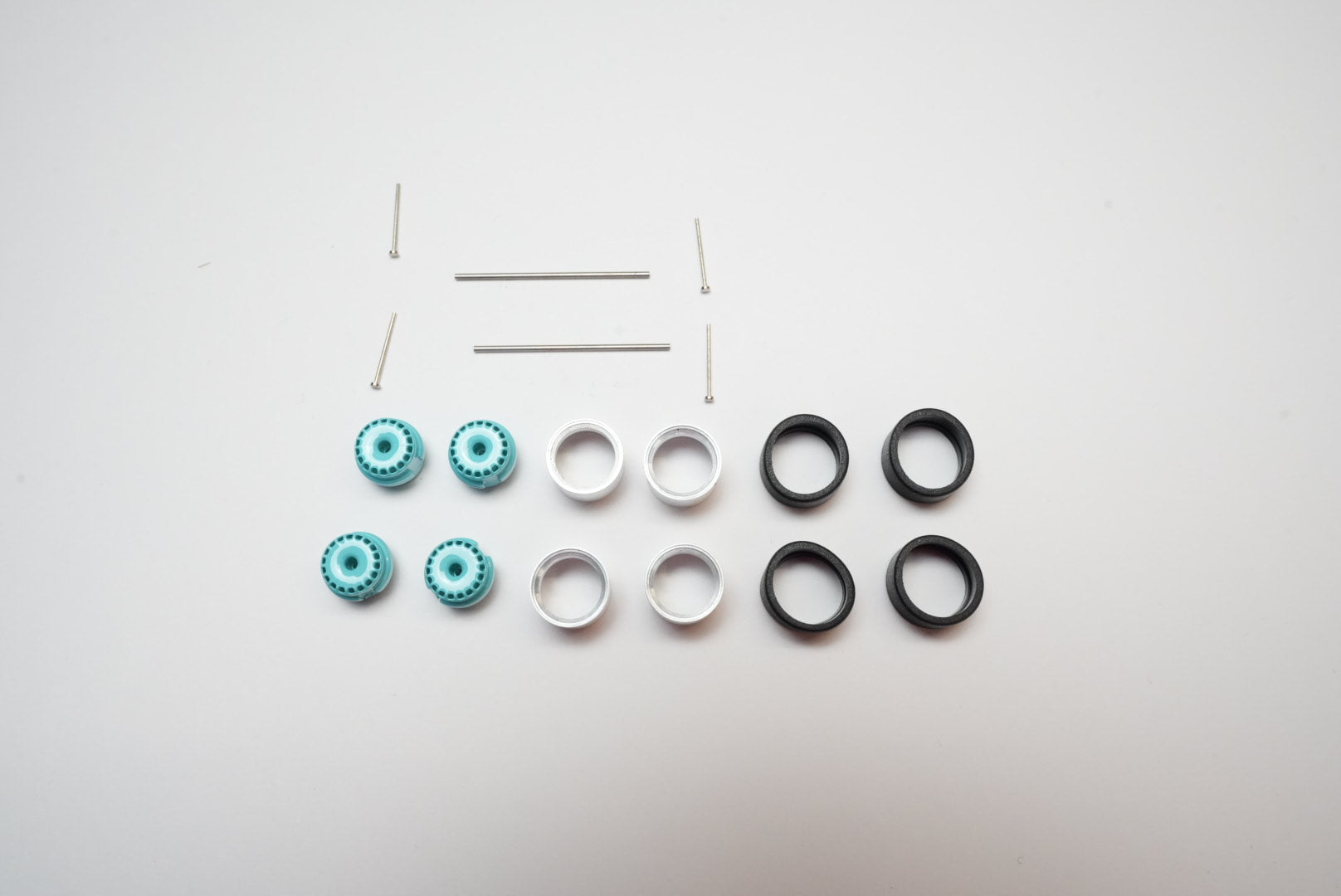 Monoblock Advanced Alloy Wheels – Aero-Fan Tiffany Blue – 10 mm – 1:64