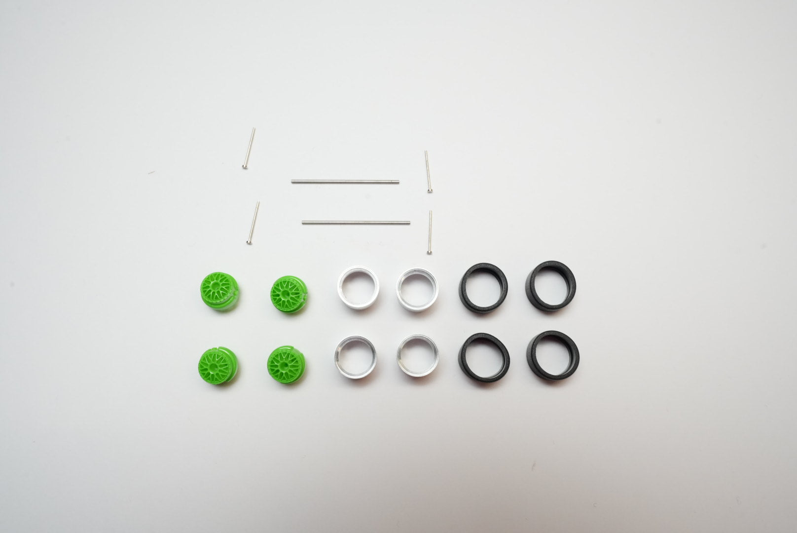Monoblock Advanced Alloy Wheels – VS-Spoke BBS-Style Takata-Green – 11 mm – 1:64